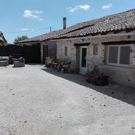 Les Rosiers Villa Chaunay Buitenkant foto